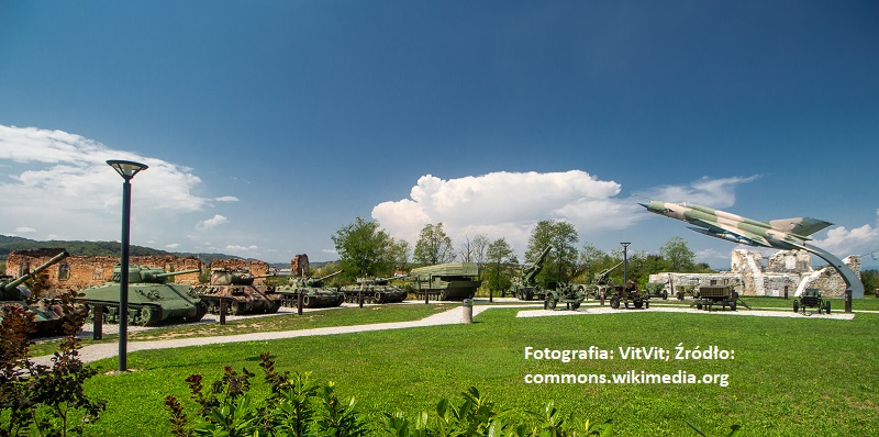 Muzeum Karlovac-Turanj: Przystanek na Drodze do Słońca, Który Zmienia Perspektywę